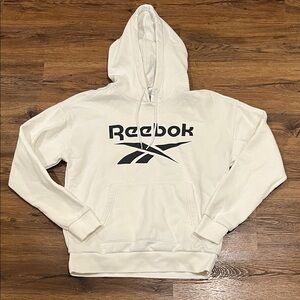 Women’s Reebok Hoodie Size Small (B5)